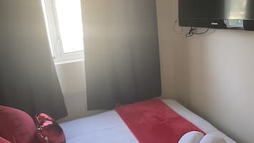 Heaven Apart 4 | 2 bedrooms, blackout curtains, iron/ironing board, free WiFi