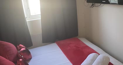BRENDA'S APART HOTEL LONDON