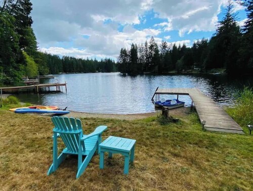 Easy and Fun Lake Getaway - 1 hour from Seattle!
