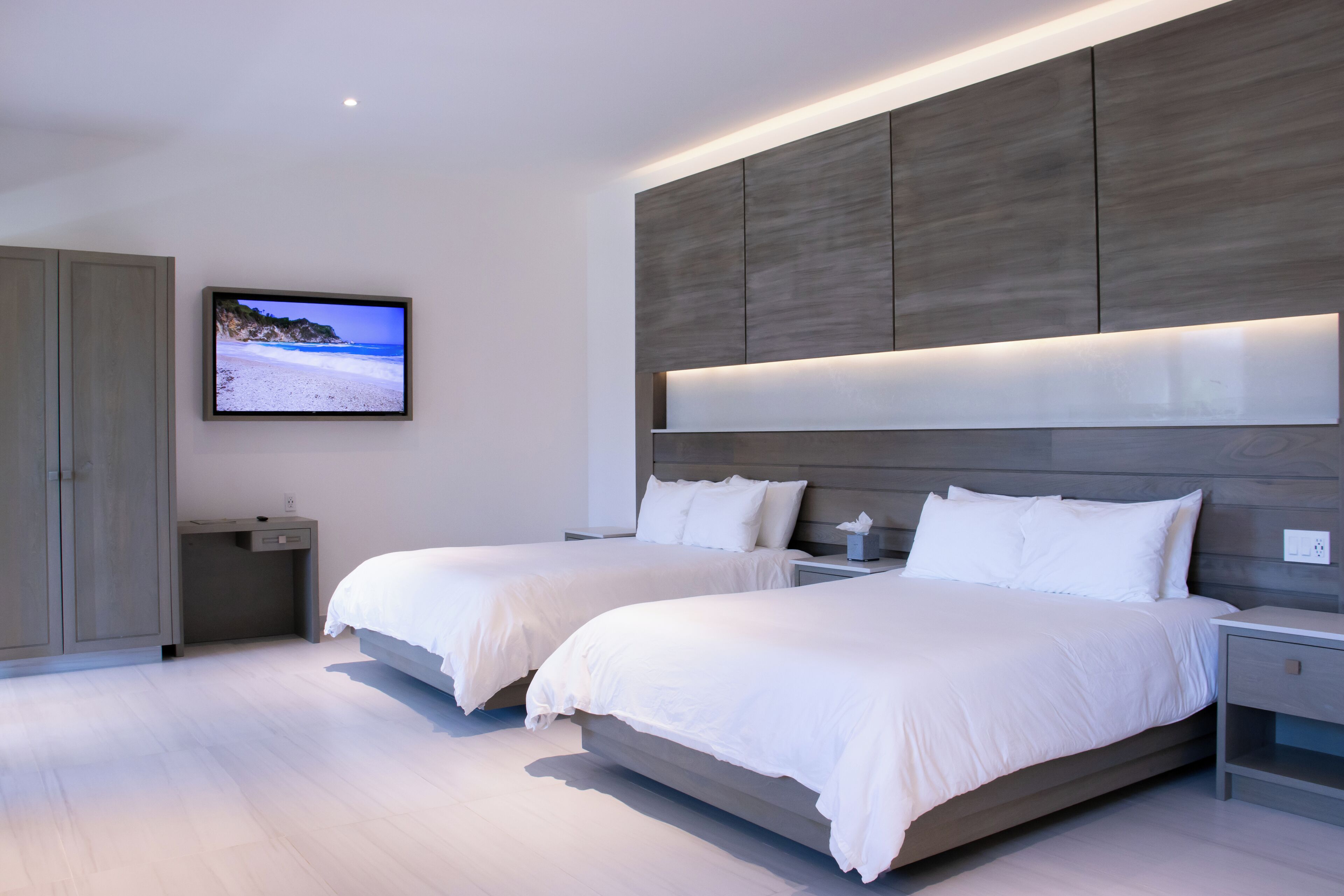 Superior Double Room, 2 Queen Beds | Premium bedding, down duvets, in-room safe, laptop workspace