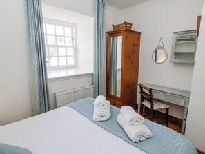 2 bedrooms, individually decorated, individually furnished, free WiFi - No9 Budle Sands (Bamburgh)
