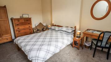 1 bedroom, individually decorated, individually furnished, free WiFi