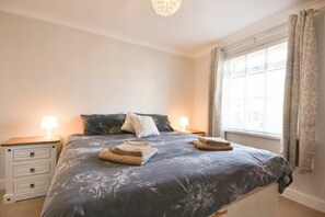 3 bedrooms, individually decorated, individually furnished, free WiFi - Anchor Lodge (Seahouses)