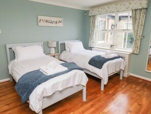 5 Schlafzimmer, individuell dekoriert, individuell eingerichtet