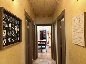 Interior - Bunkhouse • Sleeps 20 • Weddings • Reunions •WiFi (Selma)