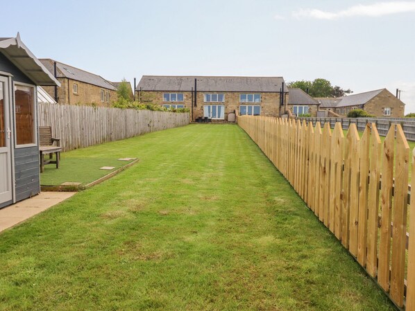 Cottage | Property grounds