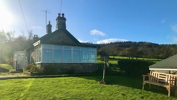 Cottage | Property grounds