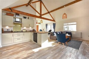 Fridge, dishwasher, cookware/dishes/utensils - Bowline Cottage (Chathill)