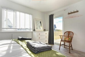 2 bedrooms, individually decorated, individually furnished, free WiFi - Bowline Cottage (Chathill)