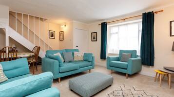 Cottage | Living area