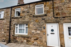 Cottage | Exterior - Percy Cottages No4 (Alnwick)
