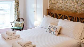 Cottage | 3 bedrooms, individually decorated, individually furnished, free WiFi