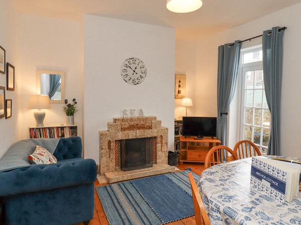 Cottage | Living area