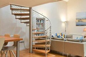 Interior - Links Barn (Seahouses)
