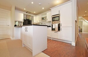 냉장고, 식기 세척기, 조리 도구/접시/주방 기구