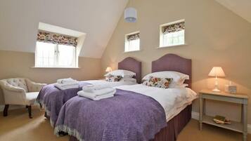 3 bedrooms, individually decorated, individually furnished, free WiFi