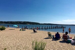 Sun-loungers, beach towels