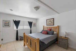 2 Schlafzimmer, Bügeleisen/Bügelbrett, kostenloses WLAN, Bettwäsche