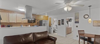 "The Sanctuary" -Custom built Apartment, 1 BR, Covered Deck, Country Setting.