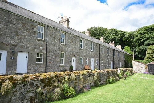 Farne View Cottage