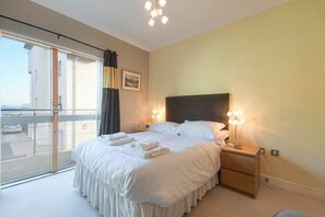 2 camere, con stile personalizzato, con arredamento individuale