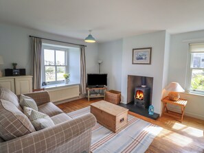 Cottage | Living area | DVD player - Beachward (Alnwick)