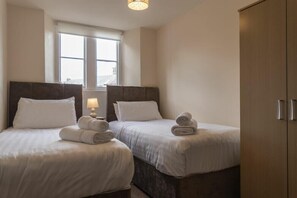 Interior - Stewart House (Wooler)