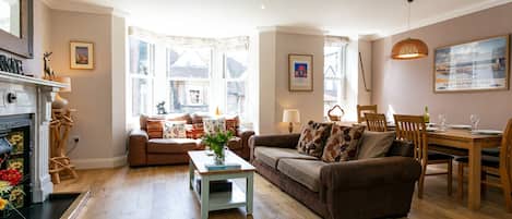 Cottage | Living area | DVD player