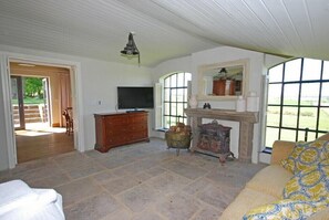 1 bedroom, individually decorated, individually furnished, free WiFi - The Huffy House (Alnwick)