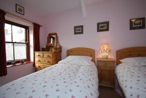 2 bedrooms, individually decorated, individually furnished, free WiFi - Lavender Cottage (Alnwick)