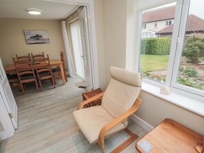 Cottage | Interior - Beach View (Seahouses)