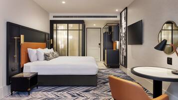 Down comforters, in-room safe, individually furnished, desk