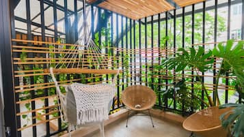 Suite estudio de lujo | Minibar, muebles diferentes, escritorio y wifi gratis