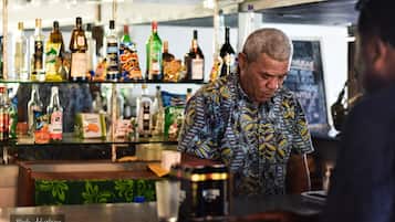Bar (en la propiedad)