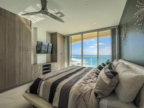 3 bedrooms, desk, iron/ironing board, WiFi - Luxury-LasOlasCondo-3BR-2kSqft-4thFloor-Rosarito (Rosarito)