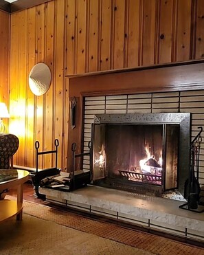 Interior - Lac Brome 5 Bedrooms With Hot tub (CITQ # 133781) (Foster)