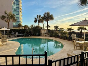 屋内プール、屋外プール