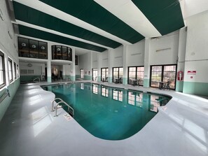 Indoor pool, outdoor pool - Beachfront King Suite, Amazing Ocean Views & Only Steps to the Beach! RENOVATED (Myrtle Beach)