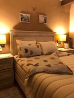 Standard Room | In-room safe, blackout drapes, iron/ironing board, free WiFi