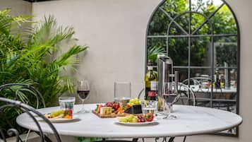 Terrace/patio