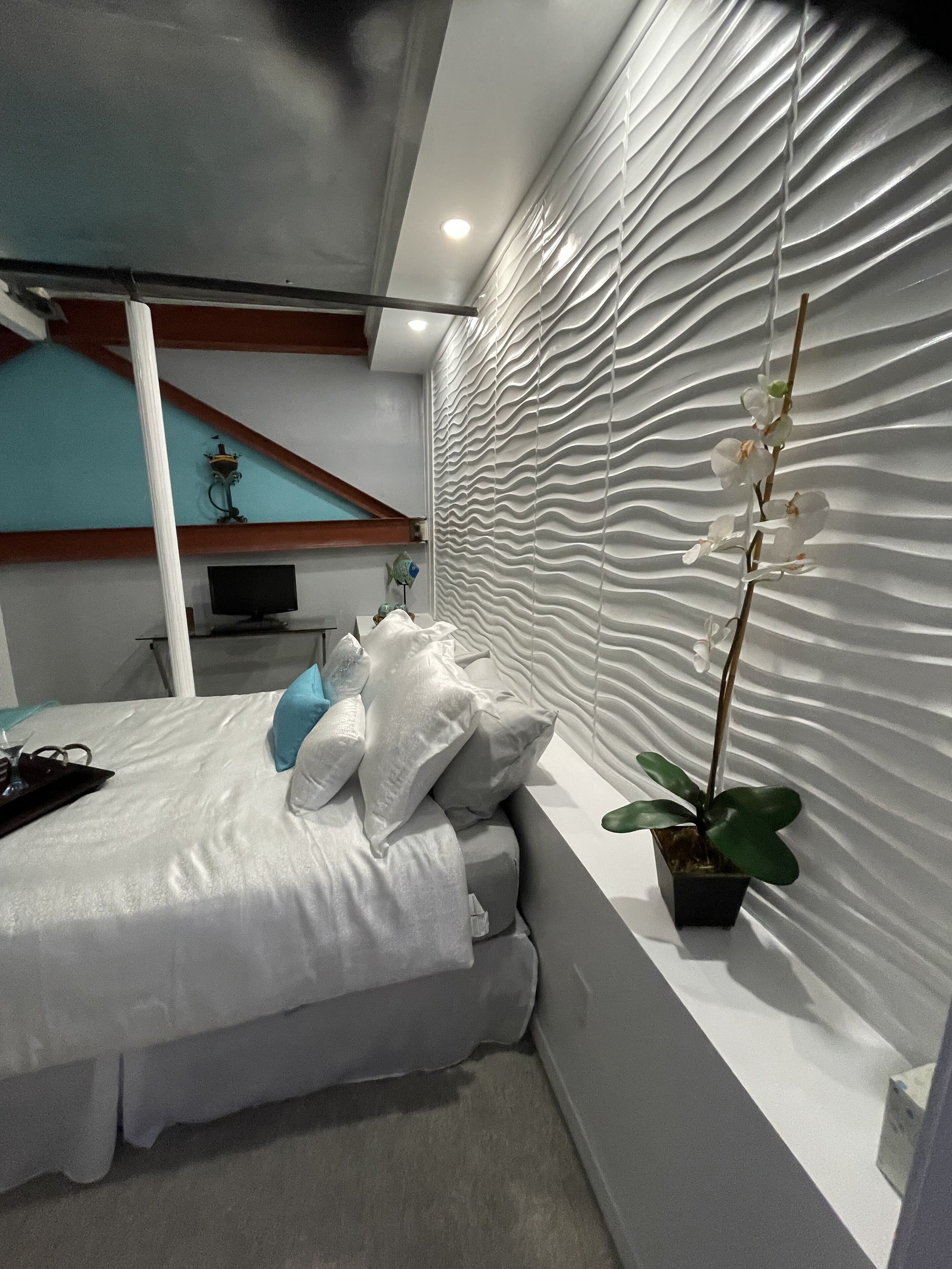 1 bedroom, desk, iron/ironing board, free WiFi