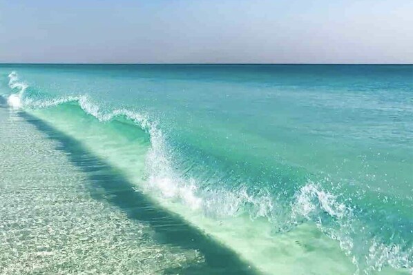 サンラウンジャー、ビーチタオル