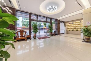 Lobby lounge - Jinfuli Hotel (Cenxi)