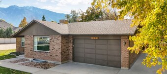 Ski Resort Comfy Vacation Home Minutes from Top Ski Resorts in Utah