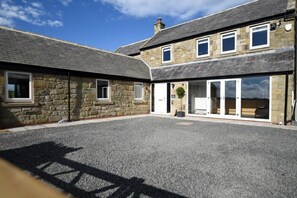 Exterior - The Hemmel (Chathill)