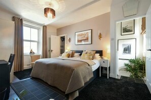 3 bedrooms, individually decorated, individually furnished, free WiFi - The Bakehouse (Seahouses)