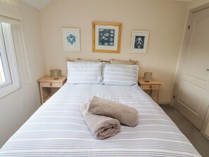 Cottage | 3 bedrooms, individually decorated, individually furnished, free WiFi - Dunes Cottage (Chathill)