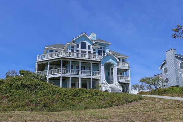 Exterior - Beach Break - See the Sun Rise over the Ocean from this 5 BR Semi-Oceanfront home w/Private Pool (Duck)