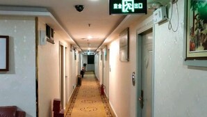 Imej tidak diklasifikasikan, 2 daripada 25, butang