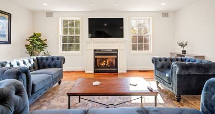 Private Luxury Retreat <1 Mile to Downtown - Near Seaport & Aquarium - 5000sqft